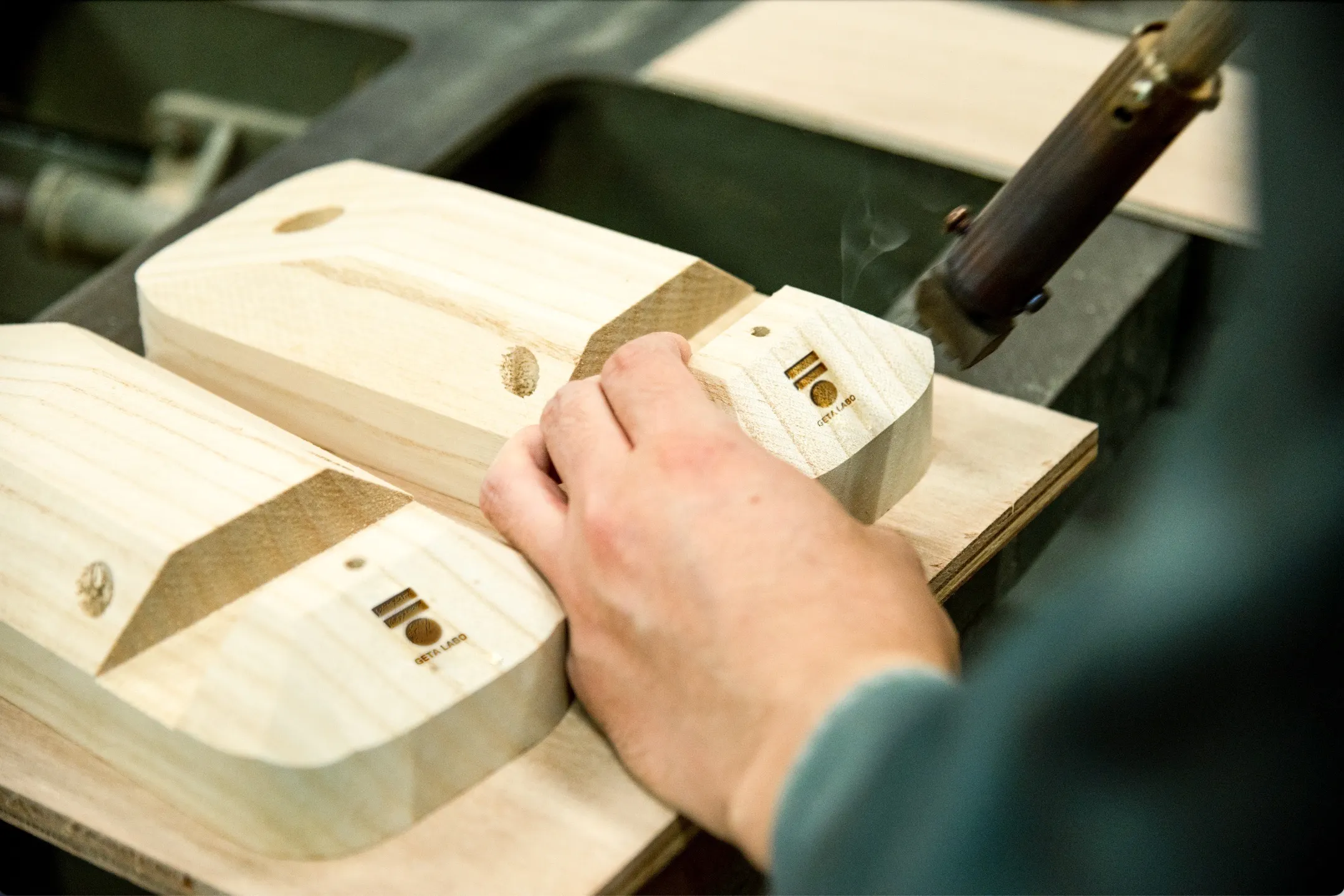 ゲタラボの一本歯下駄